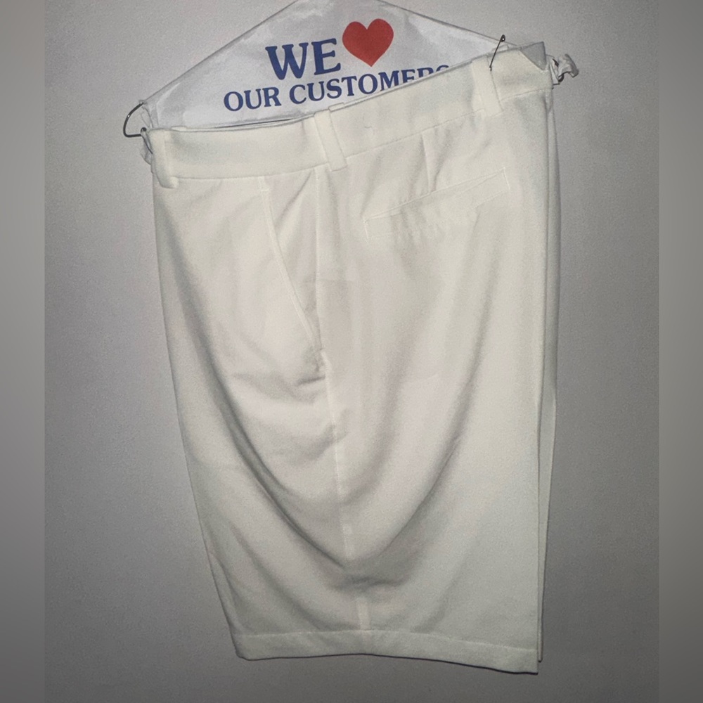 Nike Golf Men Shorts 35W (10in inseam)White
